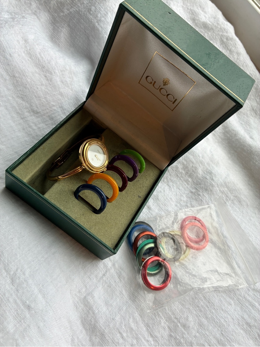 Vintage Gucci 1100-L Bezel Watch - Picture 5 of 10